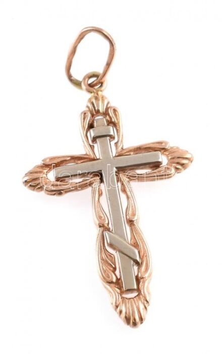 Arany (Au) 14K kereszt medál, jelzett, 4,5×2,3 cm, nettó: 4,6 g