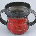 KÉ jelzéssel, Iparművészeti, retró kerámia váza, hibátlan, m: 17 cm