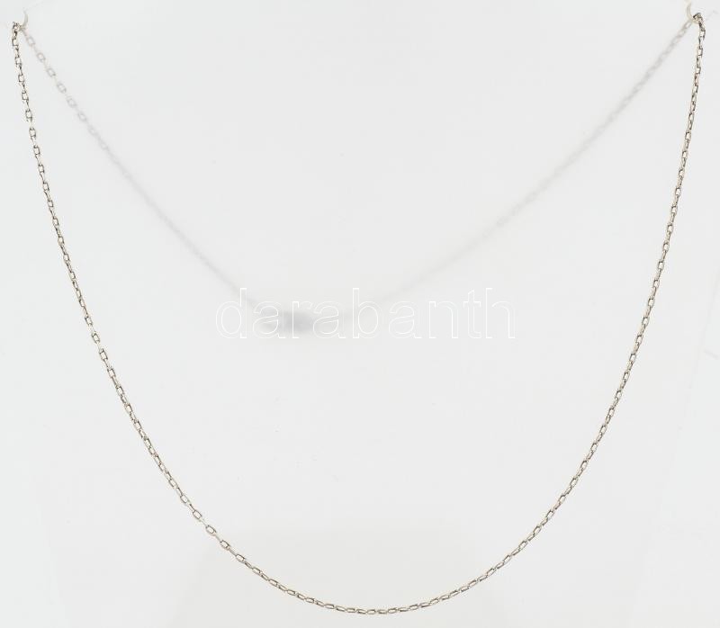 Ezüst(Ag) ankerszemes nyaklánc, jelzett, h: 48,5 cm, nettó: 3,2 g