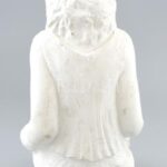 R. Kiss Lenke (1926 - ): Kislány báránnyal. 1980 körül. Biscuit porcelán. Jelzés nélkül. Hibátlan. m:33cm - Image 3