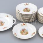 12 személyes süteményes készlet, matricás porcelán, kopott, jelzés nélkül.