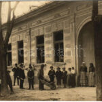 Palánka, Backa Palanka; házépítés, talicska téglarakás / house construction. Ladislaus V. Peterfy Kunstphotograph photo (EM)
