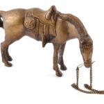 Jelzés nélkül: Ló. Bronz, kopott, m: 15 cm