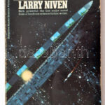 Larry Niven: Ringworld. New York, 1970., Ballantine Books. Angol nyelven. First printing. Kiadói papírkötés.