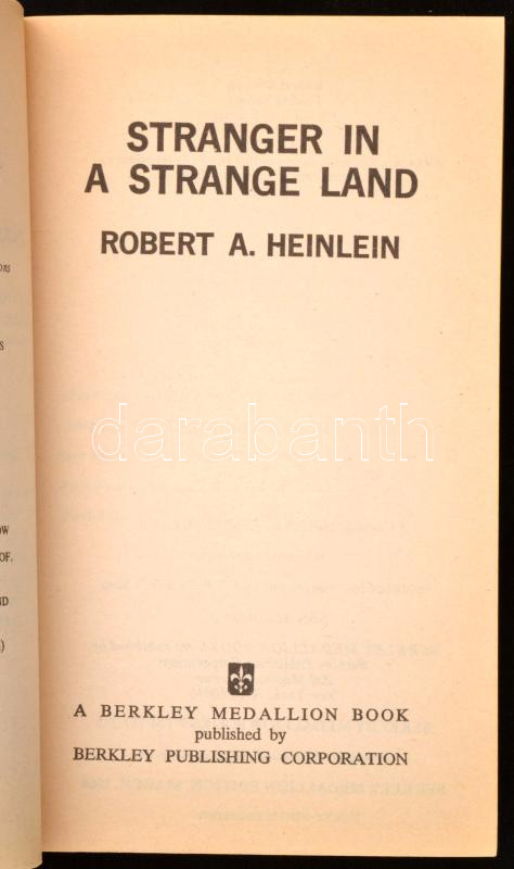 Robert A. Heinlein: Stranger in a Strange Land. New York,1968., Berkley Medallion Books. Angol nyelven. Kiadói papírkötés. - Image 2