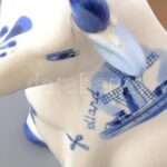 Delft holland figurális tejkiöntő, tehén / boci, jelzett, hibátlan, m: 13,5 cm - Image 2