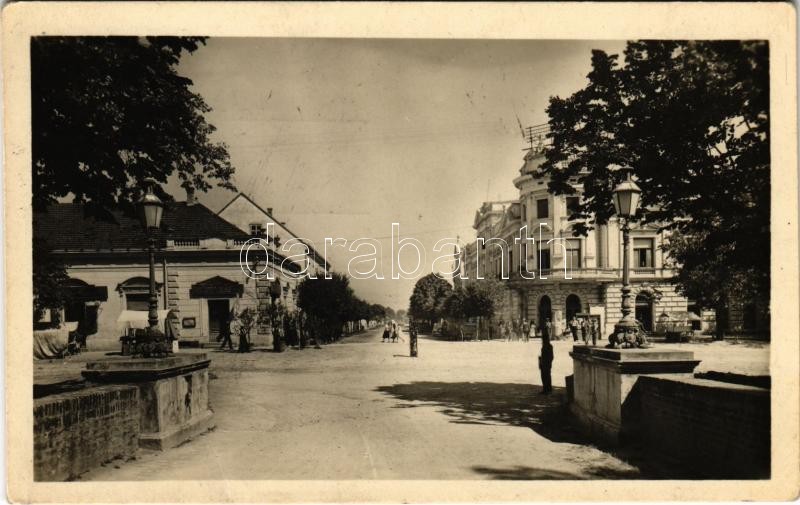 1950 Verőce, Virovitica; Fő utca, üzletek, piac / main street, market, shops