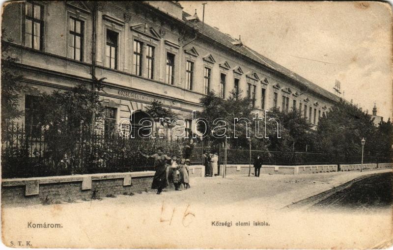 Komárom, Komárno; Községi elemi iskola / elementary school (kopott sarkak / worn corners)