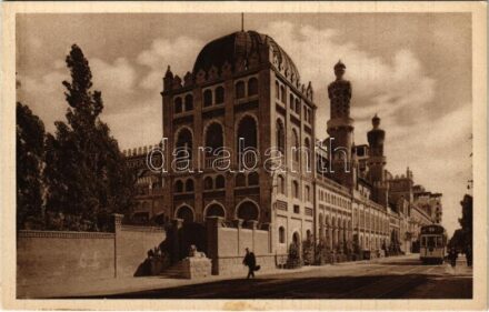 Venezia, Venice; Lido di Venezia, Hotel Excelsior / street view, tram, hotel (EK)