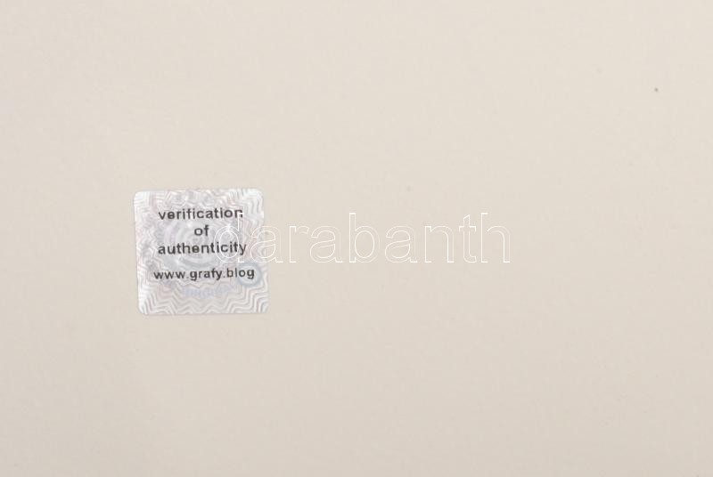 Joan Miró (1893-1983): Offszet-litográfia. papír. Sorszámozott, nyomtatott jelzéssel 112/150 Aviomar SPA tanusítvánnyal. Egyik sarkán képet nem érő gyűrődéssel. 76x56 cm / one corner creased - Image 4