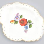 Kalocsai porcelán tálka. Kézzel festett, jelzett, hibátlan. d: 14,5 cm