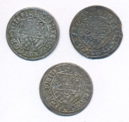 Német Államok / Münsterberg-Oels 1620B-H 3kr Ag 'Heinrich Wenzel és Karl Friedrich' (~1g) (3x) T:2-, egyik lapkavég patina German States / Münsterberg-Oels 1620B-H 3 Kreuzer Ag 'Heinrich Wenzel and Karl Friedrich' (1g) (3x) C:VF patina, one