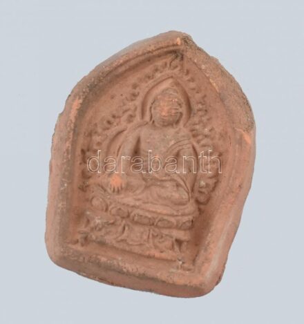 Tibeti buddhista zarándok miniatűr szentkép, cserép, sérült, 42x32 mm