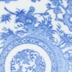 Kínai porcelán tányér, máz alatti kék festéssel, jelzés nélkül, peremén kisebb sérülések, d: 21 cm - Image 3