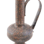 Retró füles váza, kézzel kovácsolt vas, kopásnyomokkal, jelzés nélkül, m: 29 cm