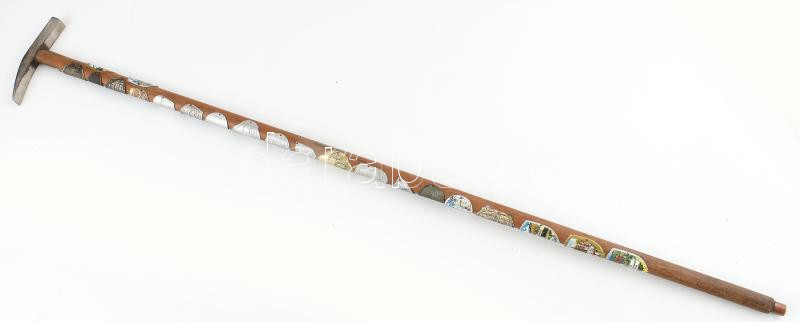 Túrabot / fokos fém kalapács fejjel. Túra jelvényekkel 88 cm