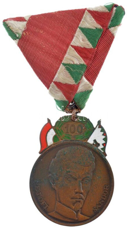 1948. '48-as Díszérem' zománcozott bronz kitüntetés mellszalagon T:2,2- patina, kis zománchiba, a mellszalag pár helyen foszladozik Hungary 1948. 'Medal of Honour commemorating 1848-1849' enamelled bronze decoration on ribbon C:XF,VF