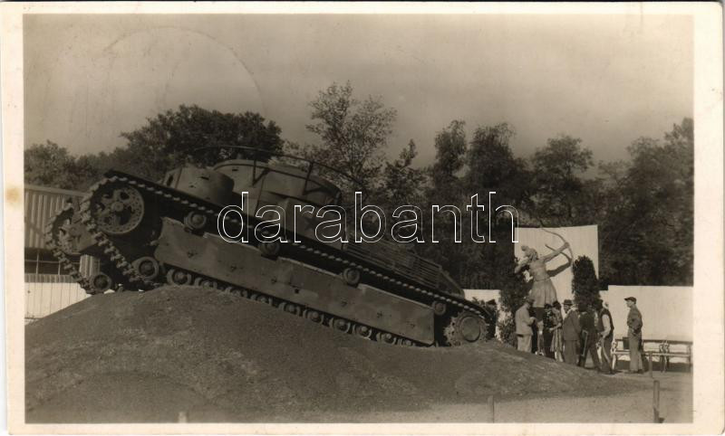 1942 Budapest XIV. Őszi Lakberendezési Vásár, szovjet mamuttank + So. Stpl (fl)