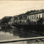 Ungvár, Uzshorod, Uzhorod; Kisung hídErzsébet szálloda. Völgyi József kiadása / river, bridge, hotel (EK)