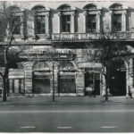 cca 1950-1960 Andrássy út részlete (Andrássy út 4.),Seidner Zoltán (1896-1960) (Magyar Foto), a hátoldalán pecséttel jelzett, 18x24 cm