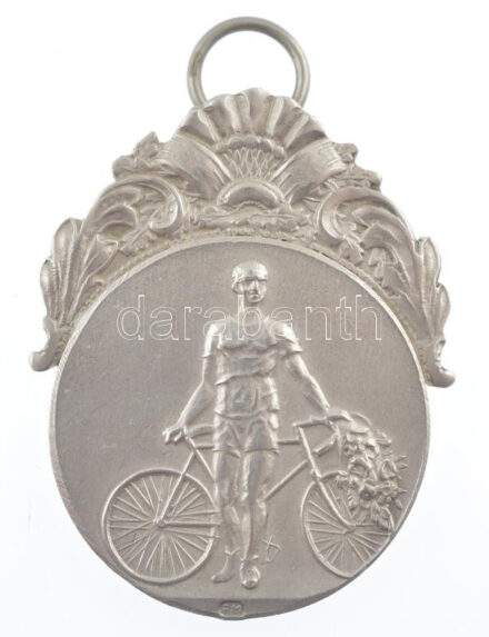 1930. 'Magyar Posztógyári Sport Egyesület' kétoldalas, jelzetlen Ag kerékpáros díjérem füllel és 'FM' beütéssel (16,02g/32x41mm) T:1- lapkahiba / Hungary 1930. 'Magyar Posztógyári Sport Egyesület (Hungarian Pannus Factory Sports