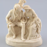 Jelzés nélkül, zsáner jelenet, biscuit porcelán, sérült, kopott. m: 19 cm