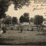 1917 Lévárt, Lévárt-fürdő, Lévárd, Leváre; Park részlet vendéglakásokkal / park, villa, hotel (EK)