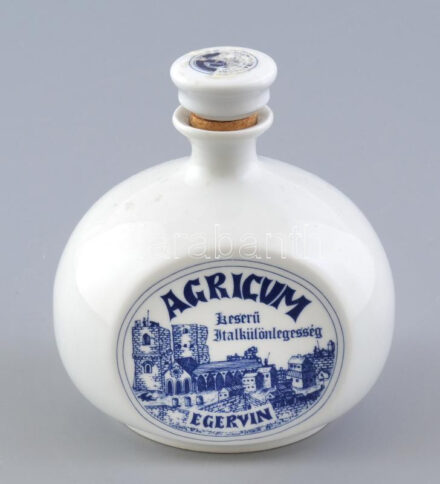 Agricum keserű italkülönlegesség, Egervin. Porcelán, kopásnyomokkal, jelzett, m: 14 cm