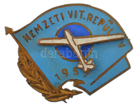 1957. 'NEMZETI VIT REPÜL V. 1957 (V. Nemzeti Vitorlázó Repülőnap)' zománcozott bronz jelvény (21x27mm) T:2