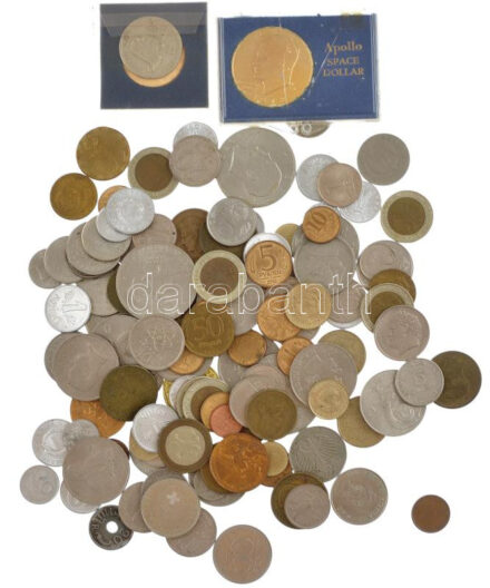 ~750g vegyes külföldi, nagyrészt orosz és amerikai érme tétel, közte néhány magyar érmével T:vegyes ~750g mixed foreign, mostly russian and american coin lot, with a few hungarian coin in it as well C:mixed