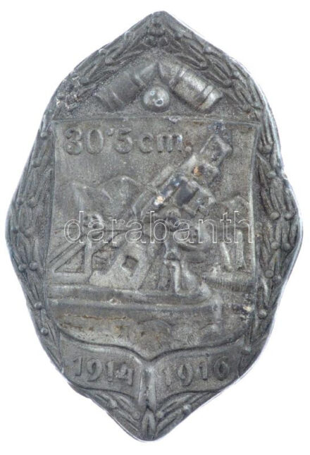 Osztrák-Magyar Monarchia 1916. '30,5cm - 1914-1916' 305mm-es Skoda Mozsárágyút ábrázoló tüzérségi Zn sapkajelvény (40x28mm) T:1- / Austro-Hungarian Monarchy 1916. '30,5cm - 1914-1916' Zn cap badge depicting 305mm Heavy Skoda Mortar
