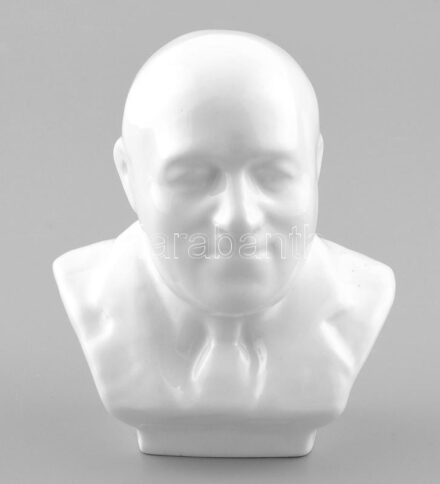 Rákosi Mátyás büszt. Fajansz, jelzés nélkül, fehér mázas m: 16 cm