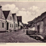 Morag, Mohrungen; Mauerstrasse / street view, shop (non PC)