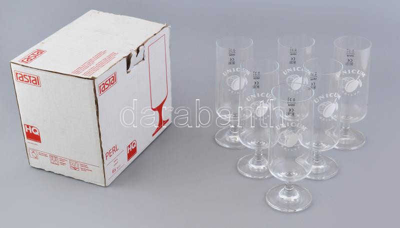 Unicum 6 db koktélos pohár, eredeti dobozában,