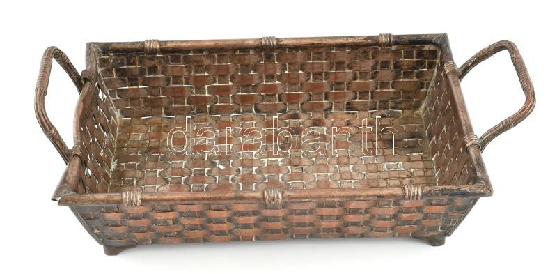 Ezüstözött alpakka, kenyeres kosár, jelzés nélkül, kopott, kicsit sérült, de használható. 31x17 cm