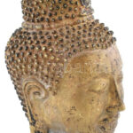 Buddha fej, bronz, kopásokkal, m: 15 cm - Image 2