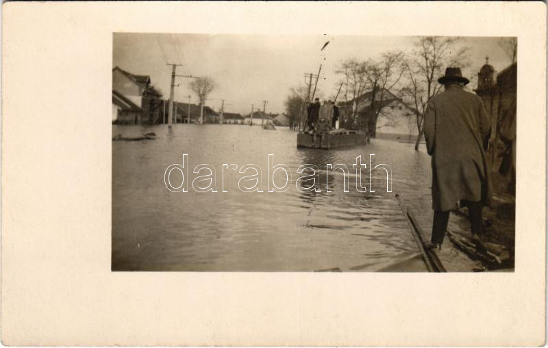Arad, Árvíz a Maros folyón / flood on the Mures river. photo