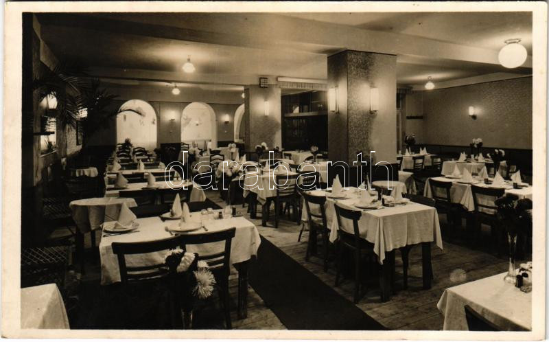 Budapest IX. László és Bajó 'Liliom' éttermei, étterem belső. Liliom utca 18.