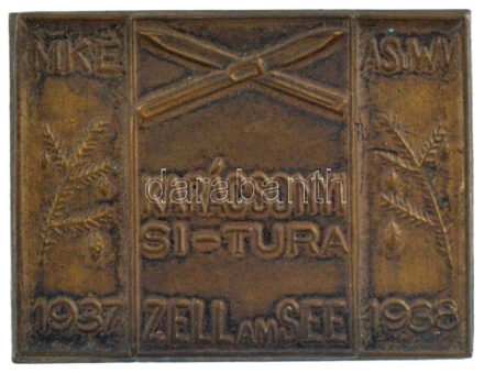 1938. 'Karácsonyi Sí-túra - Zell am See - MKE - ASuWV - 1937 - 1938' bronz sísport lemezjelvény, osztrák-magyar közös sítúráról (31x41mm) T:1-,2 tű akasztója görbült