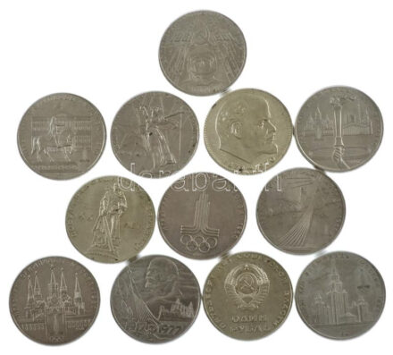 Szovjetunió 1965-1981. 1R (12xklf) különböző forgalmi emlékkiadások T:1- kis patina Soviet Union 1965-1981. 1 Ruble (12xdiff) different circulating commemorative coins C:AU small patina Krause Y#135.1, 140.1, 141, 142.1, 144,143.1, 153.1,