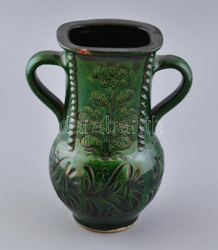 Népi füles váza, csorba, m: 23 cm