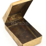 Emlékül Erzsitől 1953. Réz doboz, korának megfelelő állapotban, 13x8,5x5 cm, 538 g - Image 2