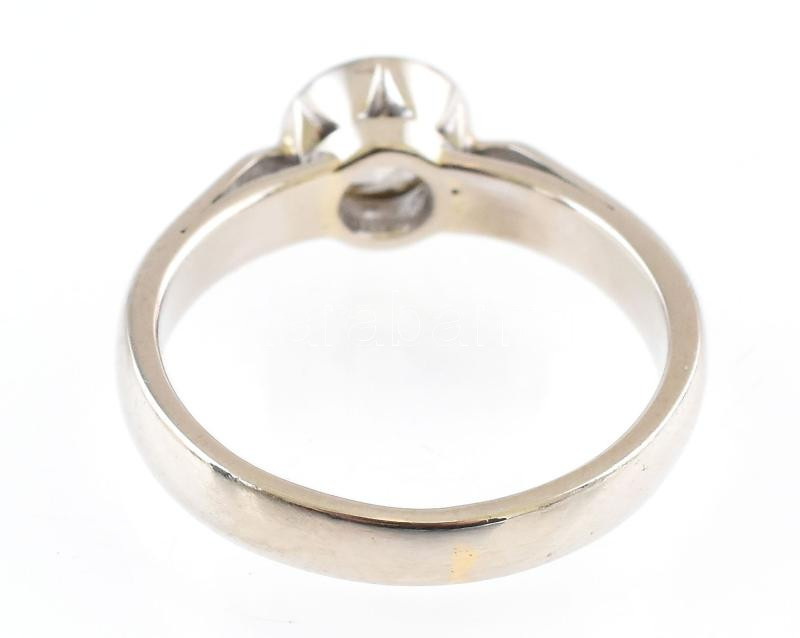 Arany (Au/14k) fehérarany gyűrű, brillel ékítve (0,6ct, R2, SI2) Jelzett, m: 52. bruttó: 3,49g - Image 3