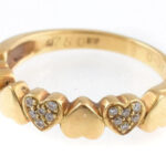 Arany (Au/18k) szíves gyűrű, brillekkel (18db) ékítve (cca. 0,07ct összesen) Jelzett, m: 53,5. bruttó: 3,64g