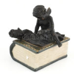 Tündéres bonbonier, porcelán, tetején bronz figura, jelzett, antikolt, m: 16 cm - Image 2