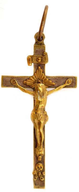 Fém feszület, h: 9 cm