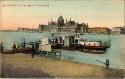 Budapest V. Országház, Parlament, hajóállomás, Lánchíd ingahajó 'Császárfürdői jeggyel'