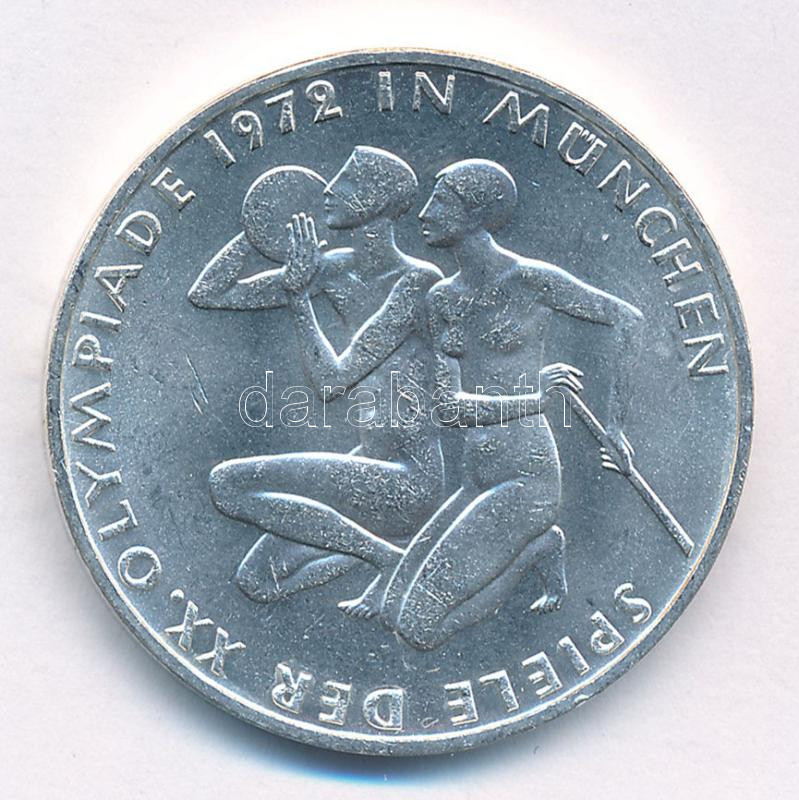 Német Szövetségi Köztársaság 1972D 10M Ag 'Nyári Olimpiai Játékok München / Térdelő atléták' T:1-,2 FRG 1972D 10 Mark Ag 'Olympic Games Munich / Athletes kneeling' C:AU,XF Krause KM#132