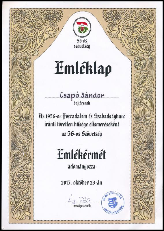 2017 1956 Az 56-os Szövetség emlékérem adományozó lapja, aláírással, pecséttel.