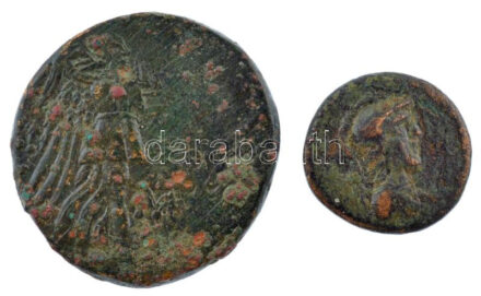 Ókori Görögország / Pontos / Amisos ~Kr.e. 100. AE 22 bronz érme 'VI. Mithridatész' (7,27g) + bronz érme (1,72g) T:2- Ancient Greece / Pontos / Amisos ~100 BC AE 22 bronze coin 'Mithridates VI' (7,27g) + ND bronze coin (1,72g) C:VF